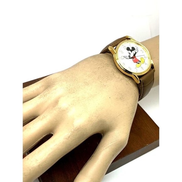 Disney Mickey Mouse Women's Watch 35mm White Dial Quartz Brown Leather Band - Picture 4 of 13